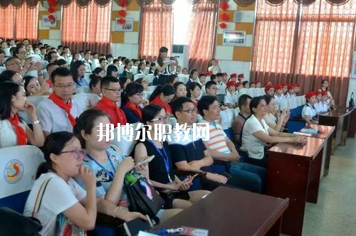 井研縣高級職業(yè)中學(xué)2020年報名條件、招生要求、招生對象