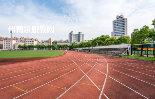 深圳市新鵬職業(yè)高級(jí)中學(xué)2020年學(xué)費(fèi)、收費(fèi)多少