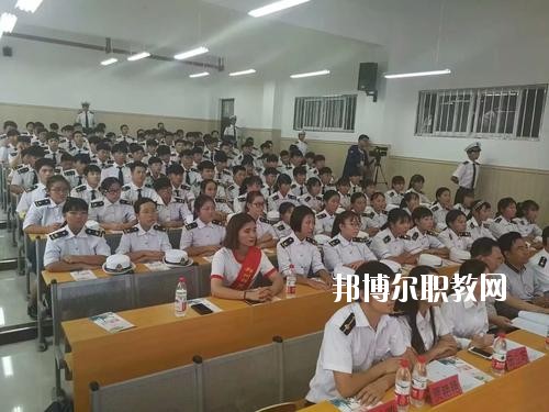 河南省經(jīng)濟(jì)技術(shù)中等職業(yè)學(xué)校2021年報名條件、招生要求、招生對象