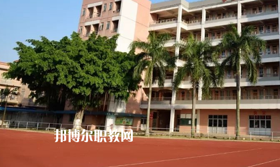 佛山順德區(qū)容桂職業(yè)技術(shù)學(xué)校2020年報(bào)名條件、招生要求、招生對(duì)象