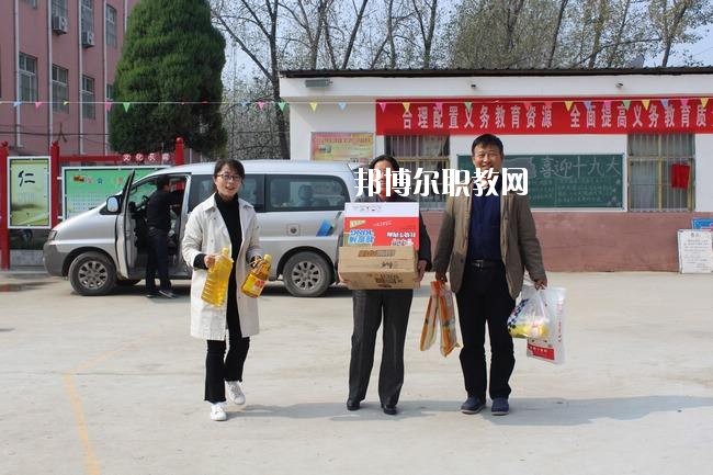 鄲城縣新城中等職業(yè)學校2021年報名條件、招生要求、招生對象