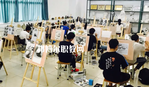 惠州科貿(mào)職業(yè)技術(shù)學(xué)校2020年報名條件、招生要求、招生對象