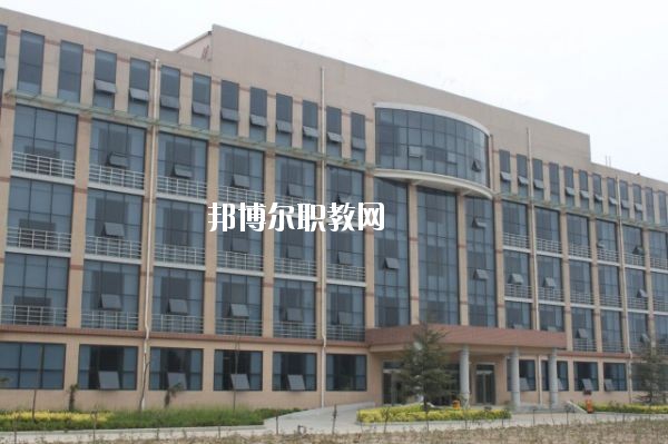 新鄉(xiāng)測繪中等專業(yè)學校2021年報名條件、招生要求、招生對象