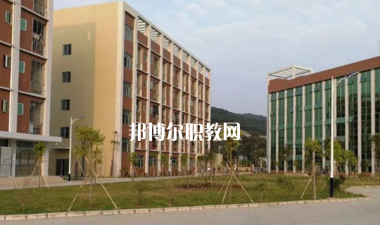龍門縣職業(yè)技術(shù)學校2020年報名條件、招生要求、招生對象