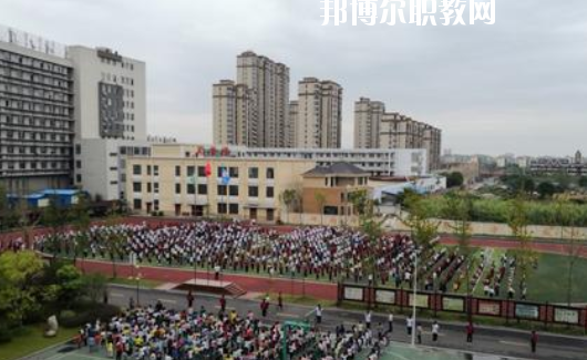 和縣機(jī)電工程學(xué)校2020年報(bào)名條件、招生要求、招生對(duì)象 