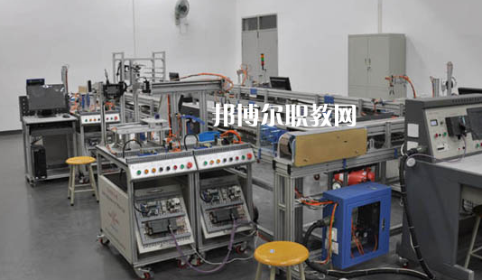 深圳第二高級技工學校2020年報名條件、招生要求、招生對象