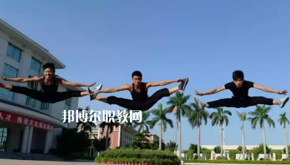 汕頭文化藝術(shù)學(xué)校2021年學(xué)費、收費多少
