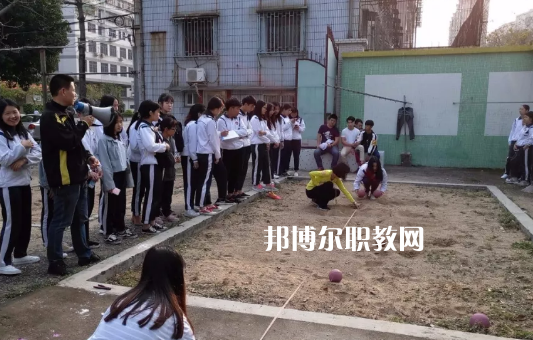 汕頭經(jīng)貿(mào)職業(yè)技術(shù)學(xué)校2021年報(bào)名條件、招生要求、招生對象