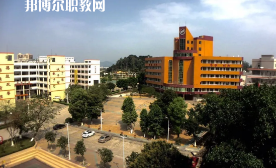 廣東肇慶四會中等專業(yè)學校2021年報名條件、招生要求、招生對象