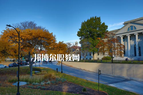 四川省工業(yè)設(shè)備安裝技工學(xué)校2021年報名條件、招生要求