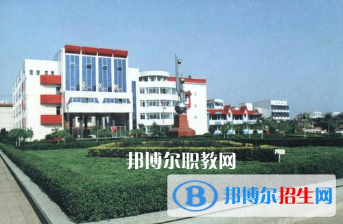 潢川幼兒師范學校2021年報名條件、招生要求、招生對象
