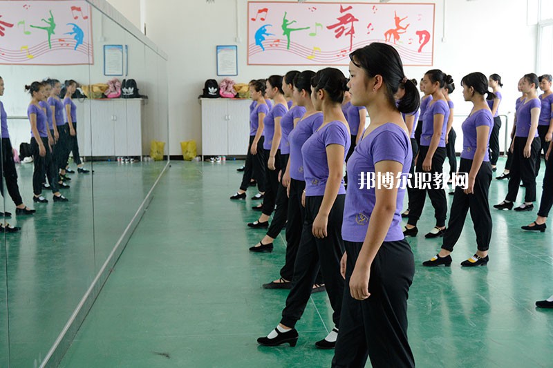 惠水中等職業(yè)學(xué)校2021年報(bào)名條件、招生要求
