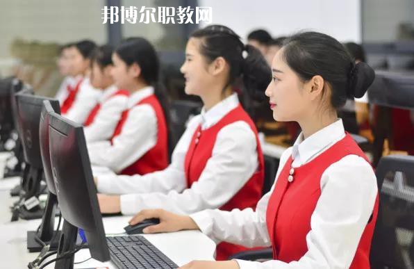 云龍縣民族職業(yè)高級(jí)中學(xué)怎么樣、好不好