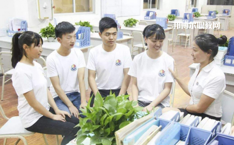 鳳慶縣職業(yè)高級中學2021年招生錄取分數線