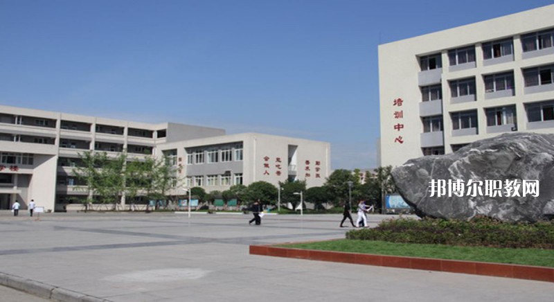 宜良縣職業(yè)高級中學(xué)2021年報名條件、招生要求、招生對象
