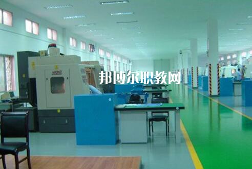 雅安航空工業(yè)聯(lián)合技工學(xué)校怎么樣、好不好