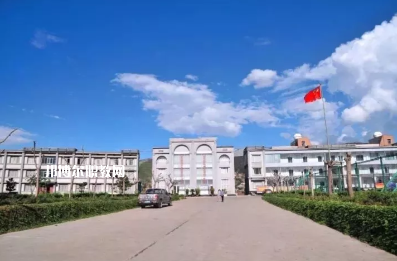 紅河財(cái)經(jīng)學(xué)校怎么樣、好不好