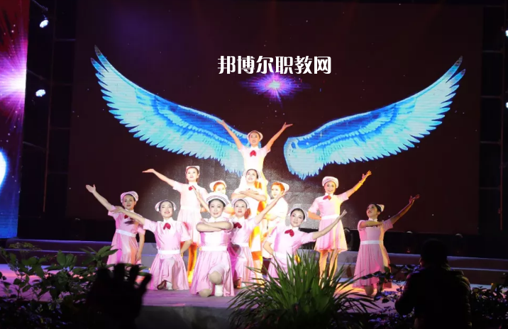 昭通衛(wèi)生學(xué)校2021年學(xué)費(fèi)、收費(fèi)多少
