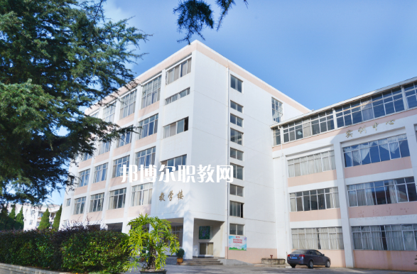 云南中醫(yī)藥中等?？茖W(xué)校2021年有哪些專業(yè)