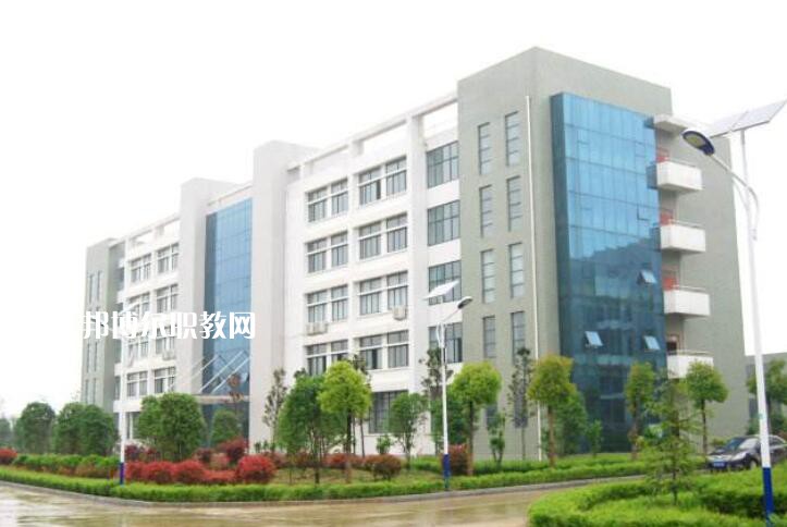 四川瀘州鵬程中等職業(yè)學校怎么樣、好不好