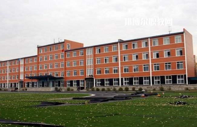 云南楚雄工業(yè)學校2021年報名條件、招生要求、招生對象