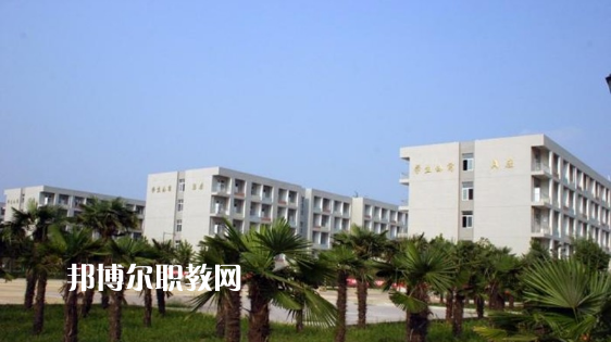 云南夏蒙衛(wèi)生學(xué)校怎么樣、好不好?