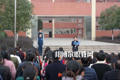 達縣亭子職業(yè)高級中學怎么樣、好不好