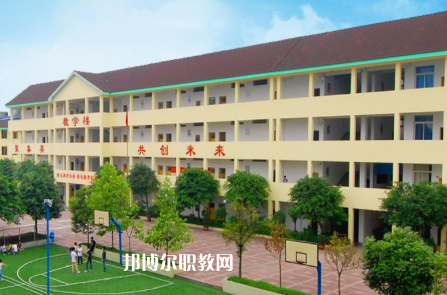 重慶聚英技工學(xué)校2021年報(bào)名條件、招生要求、招生對(duì)象