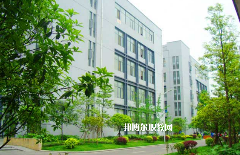 石家莊華美鐵路中等專業(yè)學校2022年報名條件、招生要求、招生對象