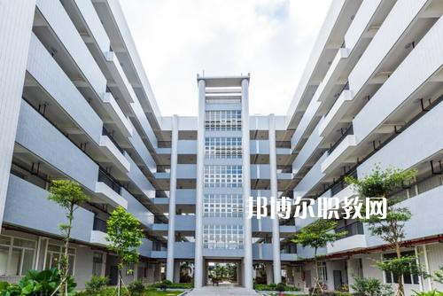 秦皇島市燕?？萍悸殬I(yè)學校2022年有哪些專業(yè)