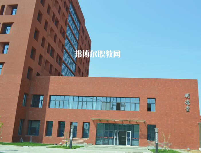 張家口機(jī)械工業(yè)學(xué)校2022年報(bào)名條件、招生要求、招生對(duì)象