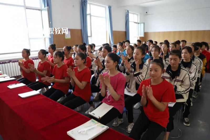蘭州慈愛實驗藝術職業(yè)學校網站網址