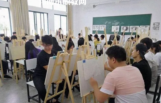 榆中縣職業(yè)教育中心2022年學(xué)費(fèi)、收費(fèi)多少