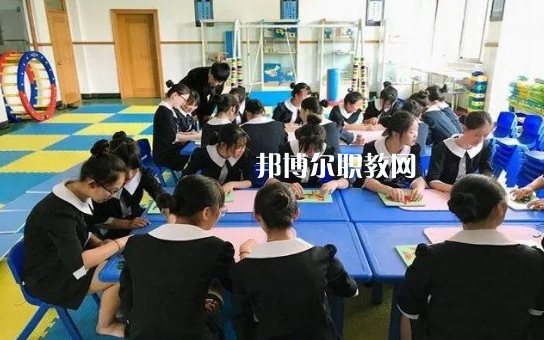 榆中縣職業(yè)教育中心2022年報名條件、招生要求、招生對象