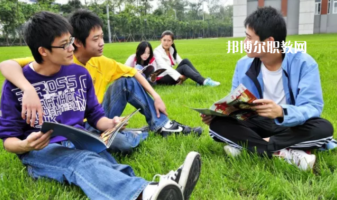 陜西創(chuàng)新工程技術(shù)學(xué)校2022年報(bào)名條件、招生要求、招生對(duì)象