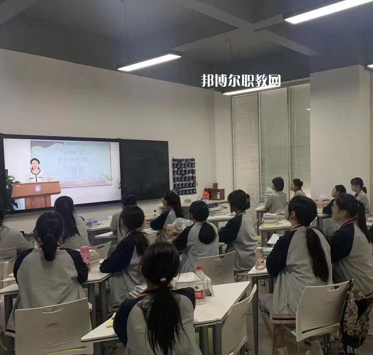 江蘇南京技師學(xué)院2022年報(bào)名條件、招生要求、招生對(duì)象