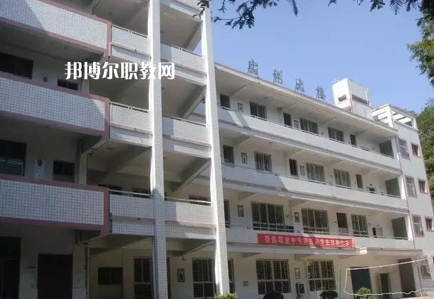 重慶五里店職業(yè)中學2022年報名條件、招生要求、招生對象 