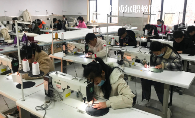 貴州特殊教育中等職業(yè)技術(shù)學校2022年報名條件、招生要求、招生對象