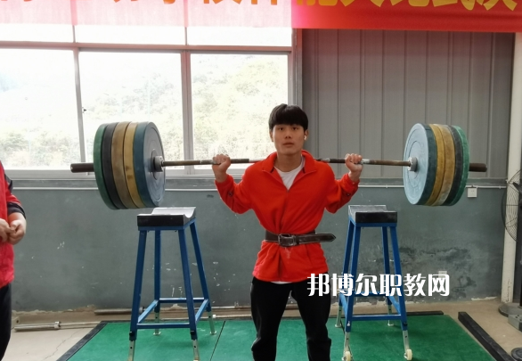 貴州體育運動學(xué)校2022年收費、學(xué)費多少
