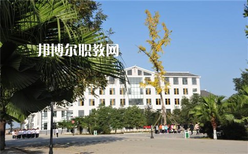  重慶綦江職業(yè)技術(shù)學(xué)校2022年招生錄取分?jǐn)?shù)線(xiàn) 