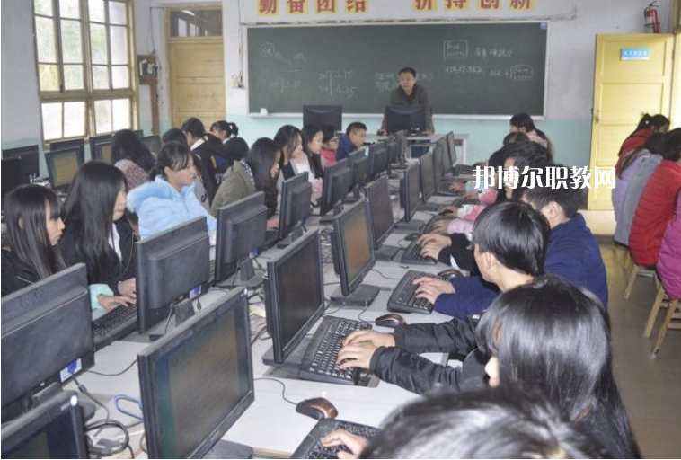 重慶綦江職業(yè)技術(shù)學(xué)校2022年報(bào)名條件、招生要求、招生對(duì)象