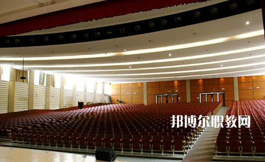 貴陽中山科技學(xué)校2022年報名條件、招生要求、招生對象