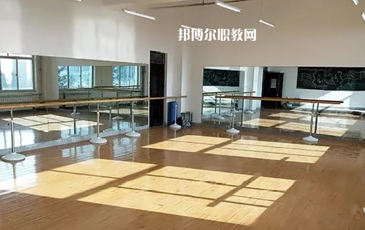 甘肅東方航空高鐵學(xué)校2022年報(bào)名條件、招生要求、招生對(duì)象 