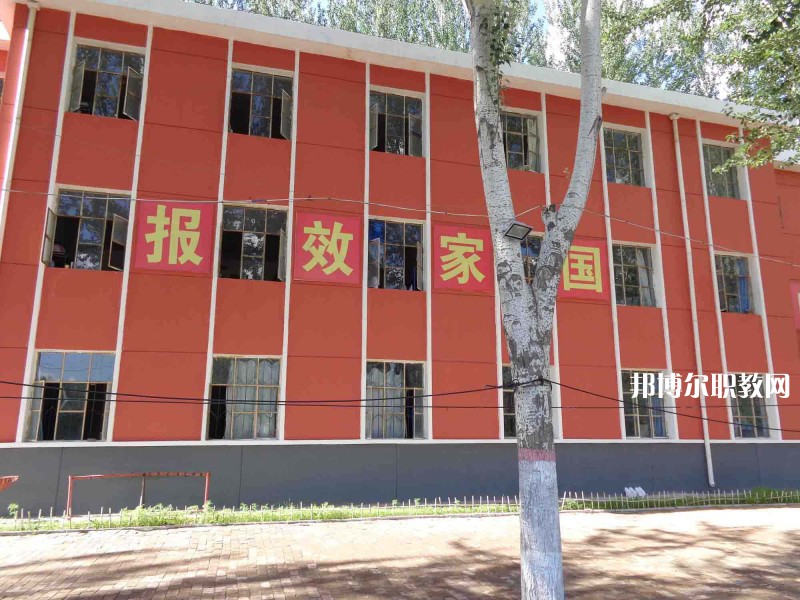 張家口新世紀職業(yè)學(xué)校2022年報名條件、招生要求、招生對象