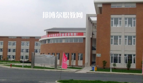 四川什邡職業(yè)中專學(xué)校2022年報名條件、招生要求、招生對象