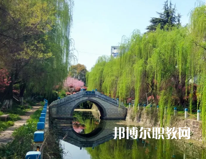 常州市工貿(mào)高級(jí)技工學(xué)校2022年報(bào)名條件、招生要求、招生對(duì)象