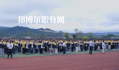 習(xí)水中等職業(yè)學(xué)校2022年報(bào)名條件、招生要求、招生對象