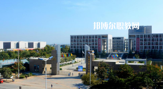 陜西國際商貿(mào)學(xué)院附屬中職校2022年報名條件、招生要求、招生對象