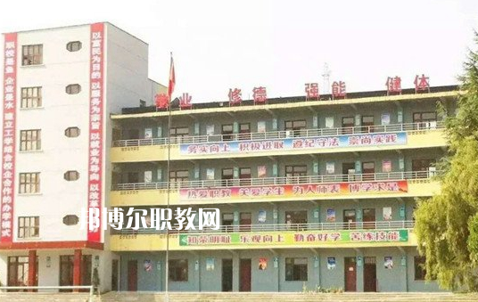 貴州金蓉?zé)o線電技工學(xué)校2022年報(bào)名條件、招生要求、招生對(duì)象