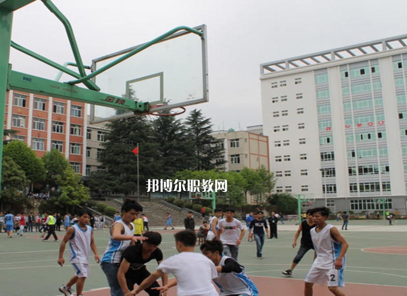 貴州金蓉?zé)o線(xiàn)電技工學(xué)校怎么樣、好不好